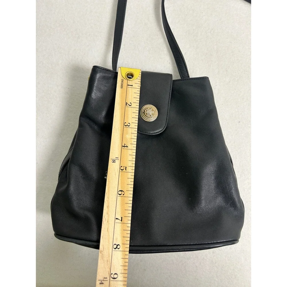 Vintage 90s Vanessa Women Sm Black Leather Crossbody‎ Bag Gold Crest Flap Purse